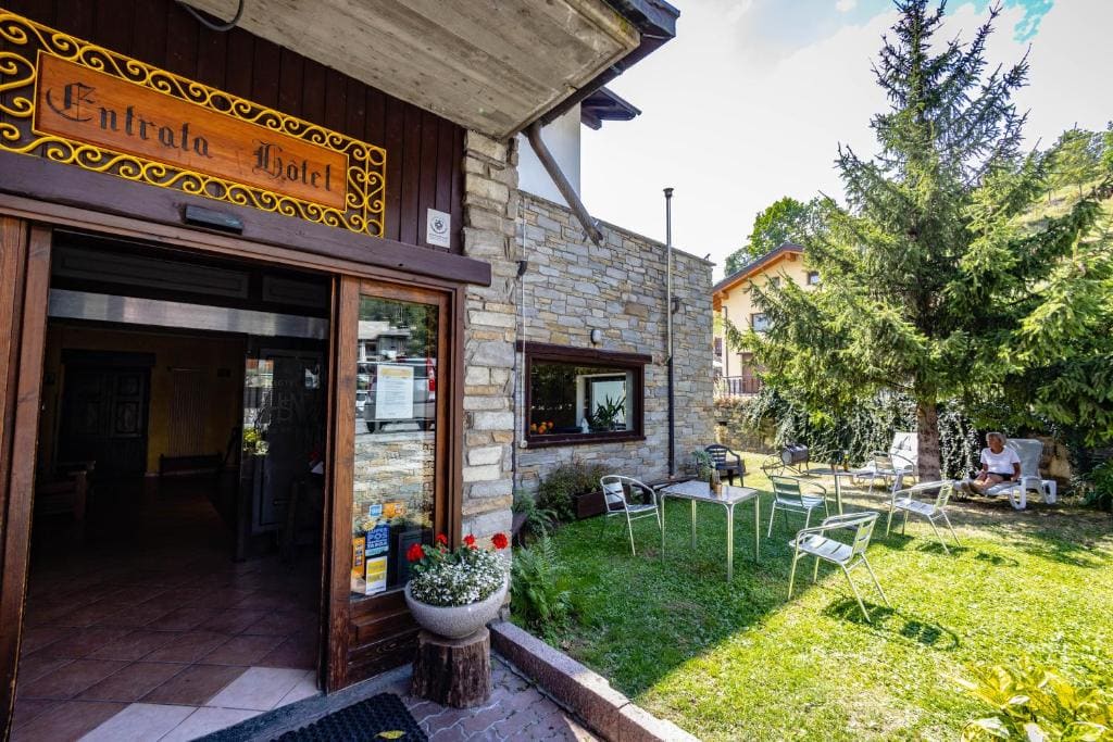 Hotel Saint Nicolas Gran Paradiso - View 4