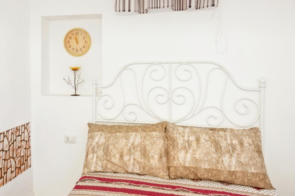 GuestHost - San Nicola Clemente Private Room - View 4