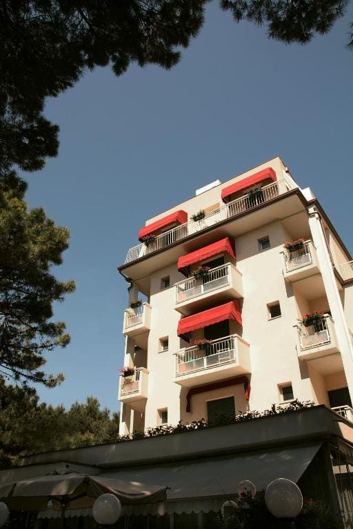 Hotel Santiago - Main view