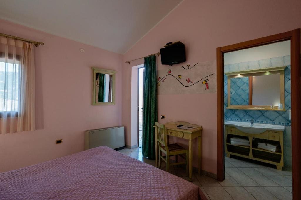 Hotel Solanas - View 4