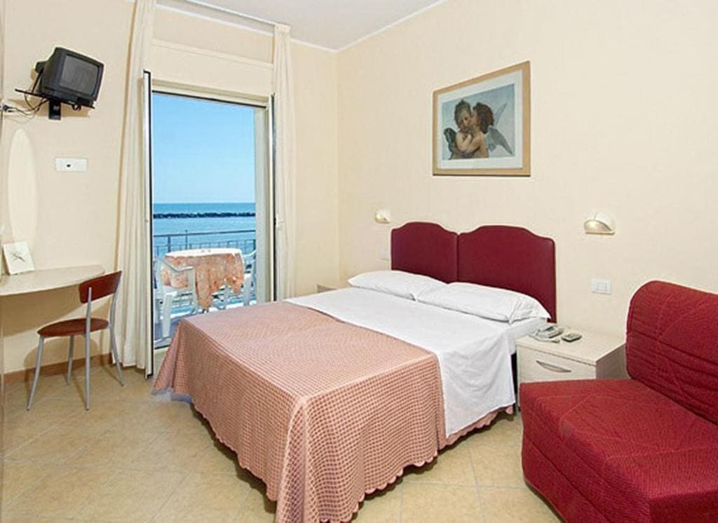 Hotel Souvenir - View 6