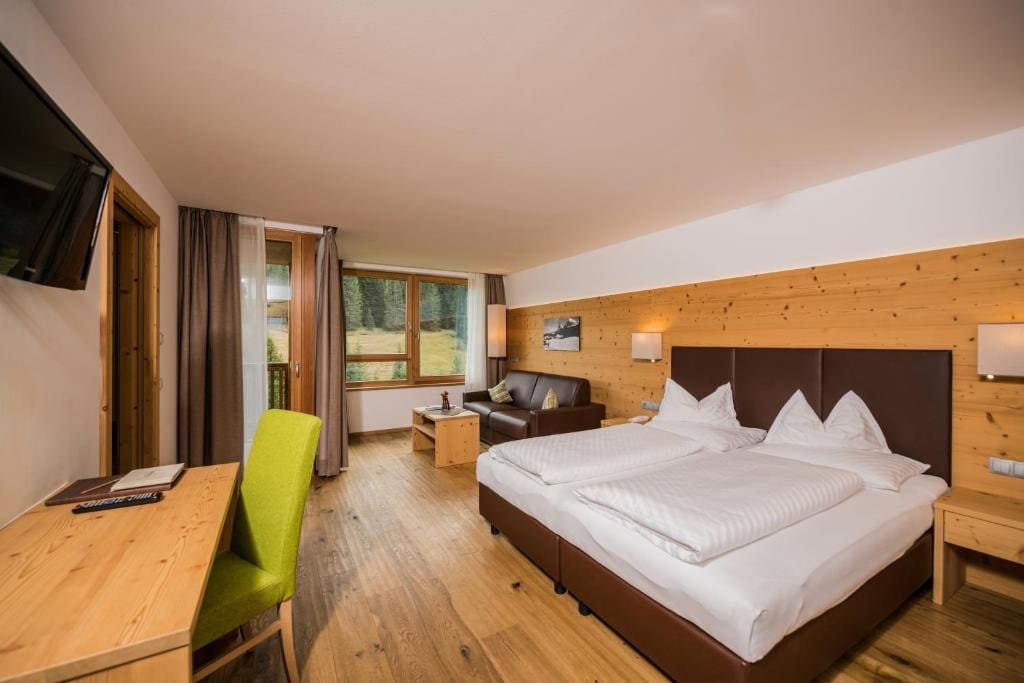 Sporthotel Floralpina - View 2