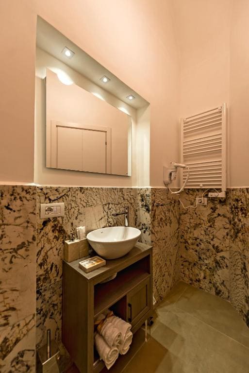 Terra Mia Suite - View 6