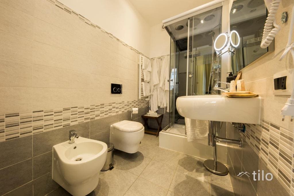 Tilo Rooms Genova - View 6