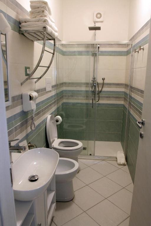 V&V Rooms - View 6