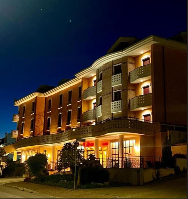 Hotel Valle Rossa - Main view