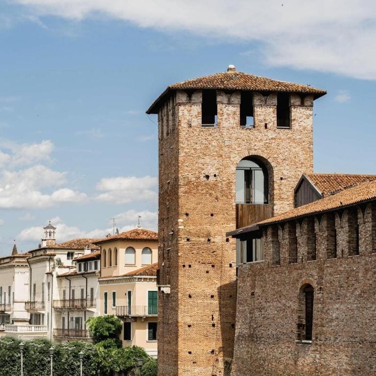 Valpolicella Lodge parking gratuito fino a 4 pax - View 3