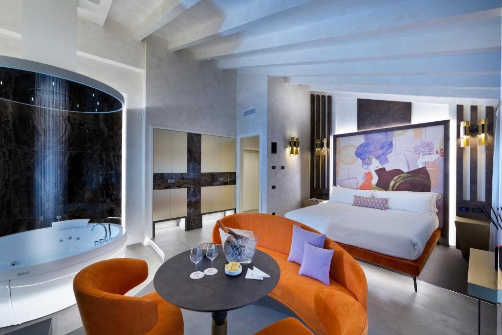 Vip's Motel Luxury Accommodation & Spa - Main view