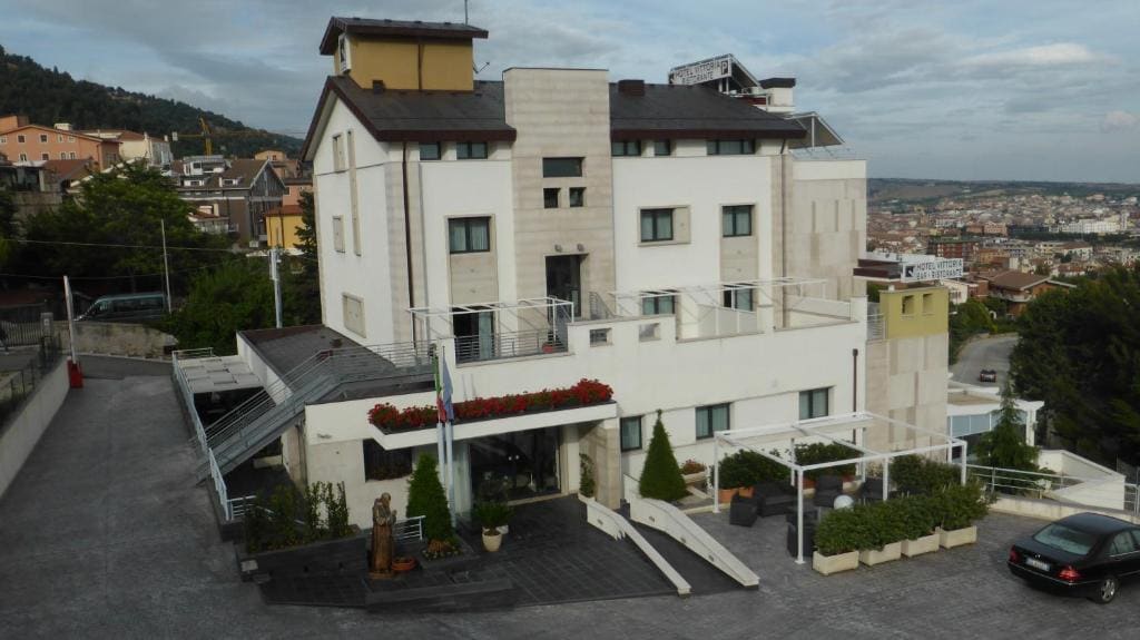 Hotel Vittoria - Main view