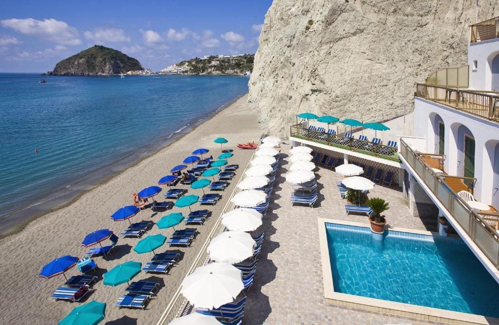 Hotel Vittorio Beach Resort - Main view