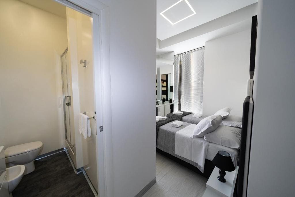 White Rooms - View 6