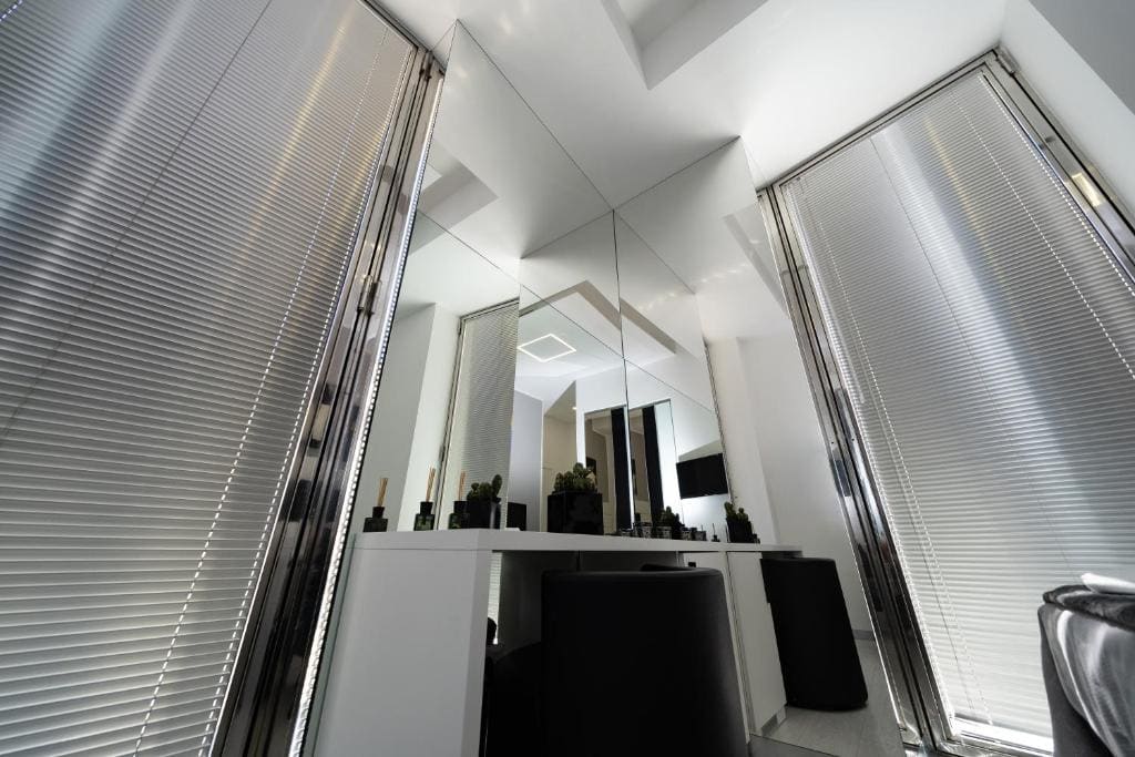 White Rooms - View 4