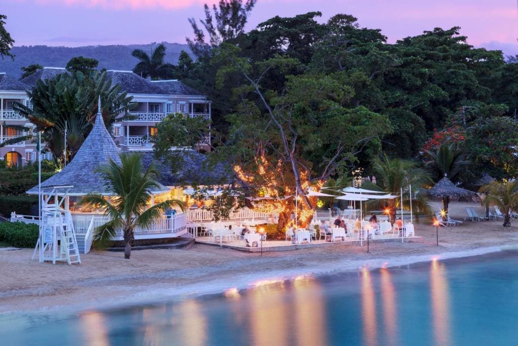 Couples Sans Souci - Main view