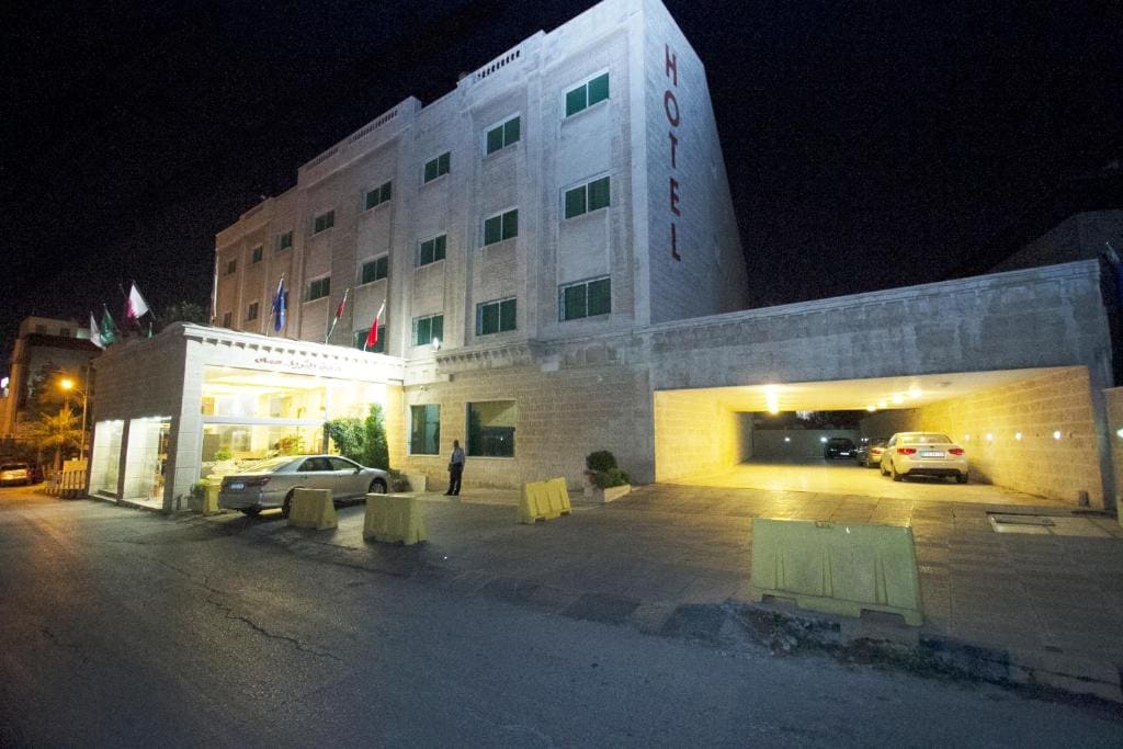 Al Thuraya Hotel - Main view