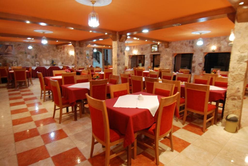 Al Rashid Hotel - View 3