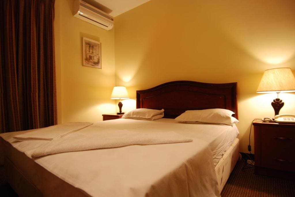 Al Rashid Hotel - View 7