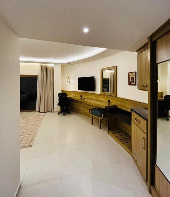 Petra Legacy Luxury - View 6
