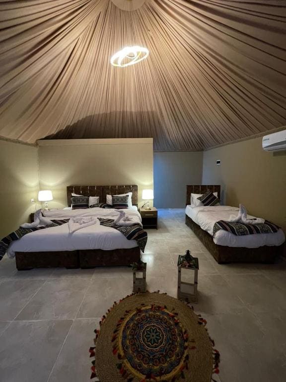 Wadi Rum Bubbles Luxury Camp - عرض 6
