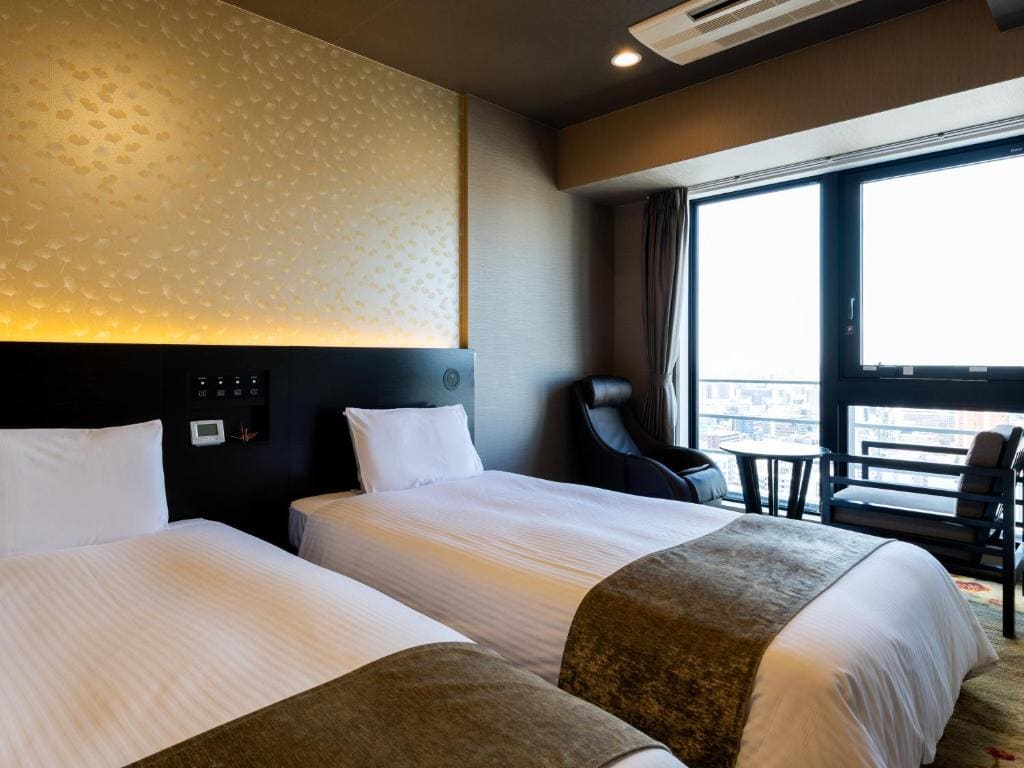 APA Hotel Shin Osaka Ekimae Tower - View 2