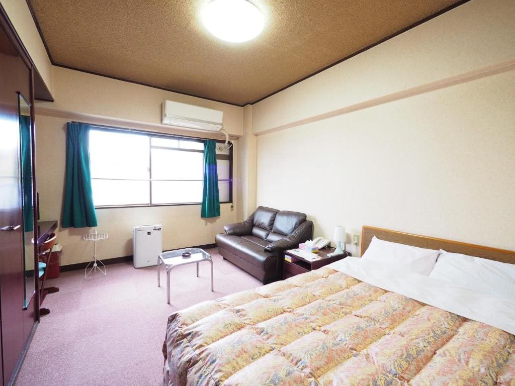 Sky Heart Hotel Shimonoseki - View 2