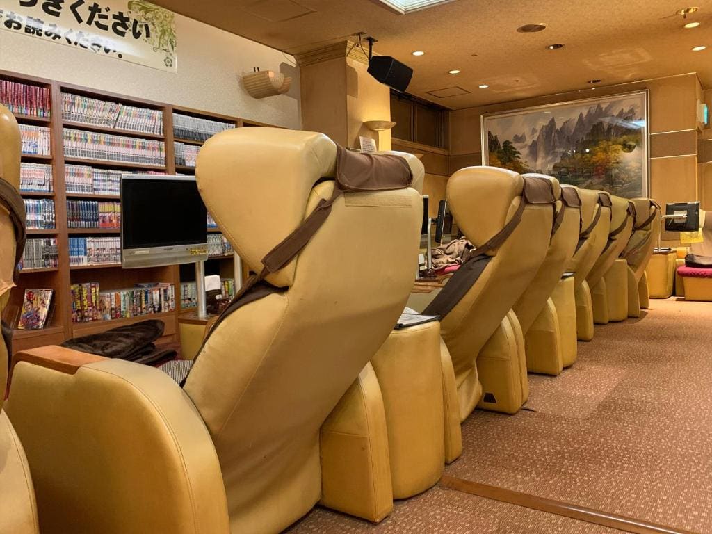 Funabashi Grand Sauna and Capsule Hotel - View 5