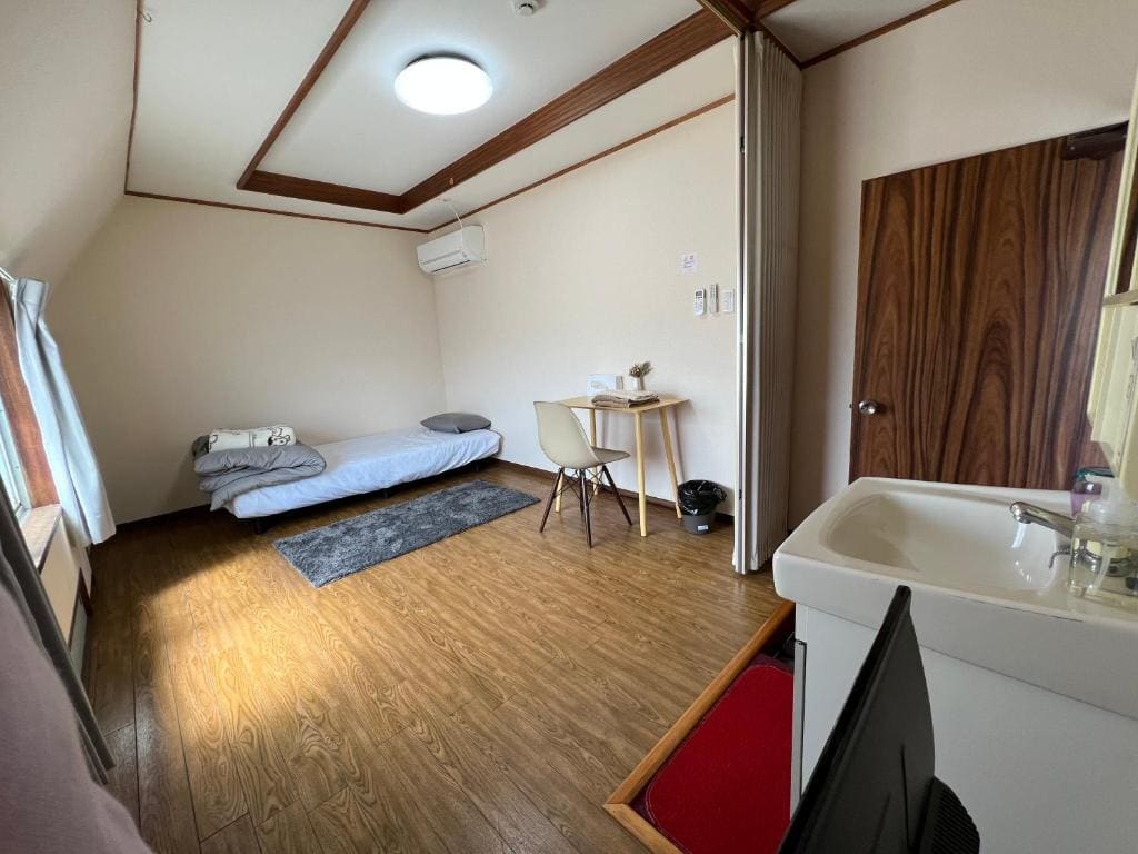 HOSTEL OE - View 3