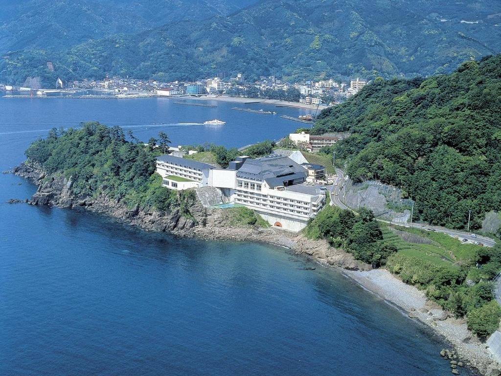 Itoen Hotel Toi - Main view