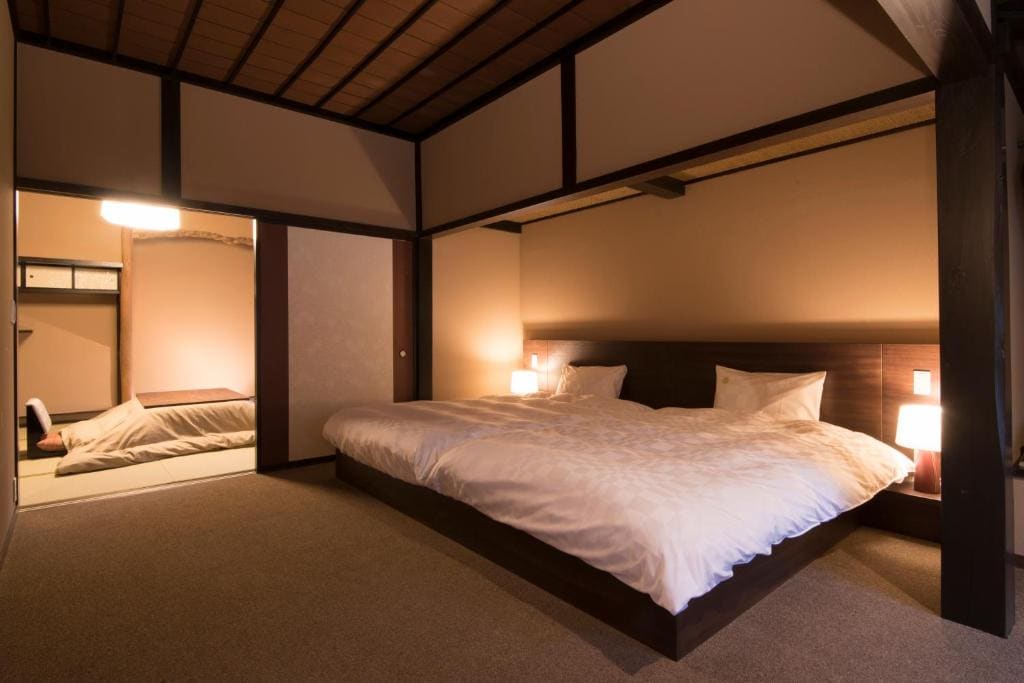 Matsuzakaya Honten - View 7