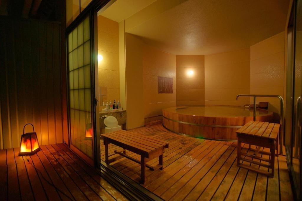 Hotel Kaminoyu Onsen - View 3