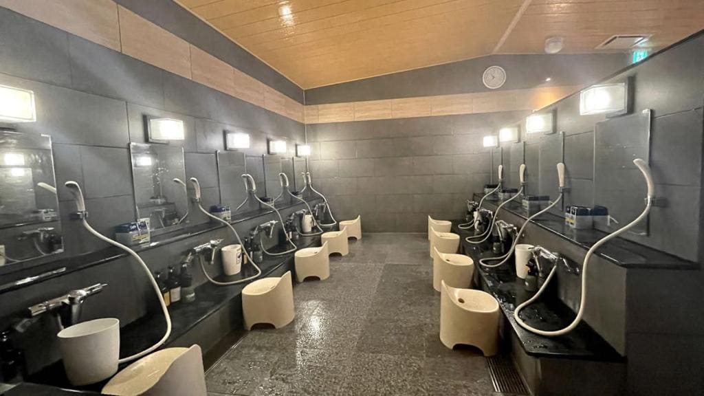 Capsule Hotel Topos Sendai Station Nishiguchi - View 2