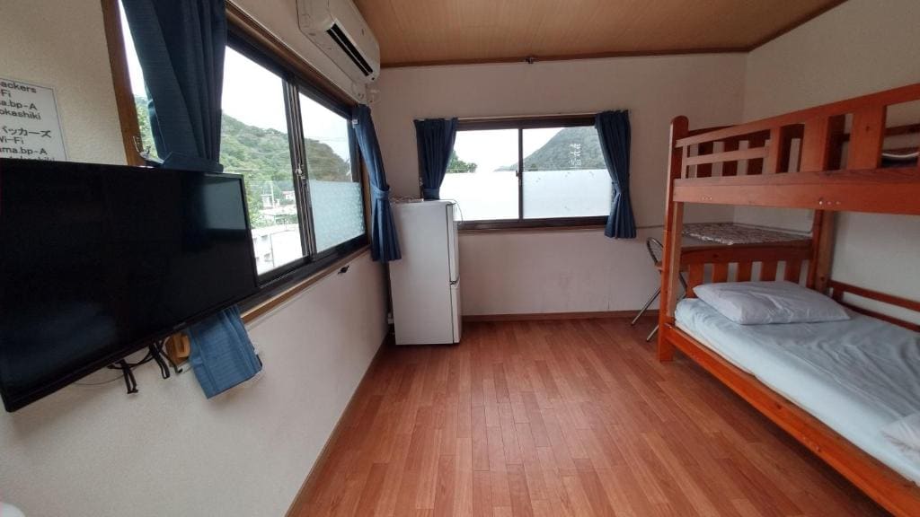 Kerama Backpackers - Vista 3