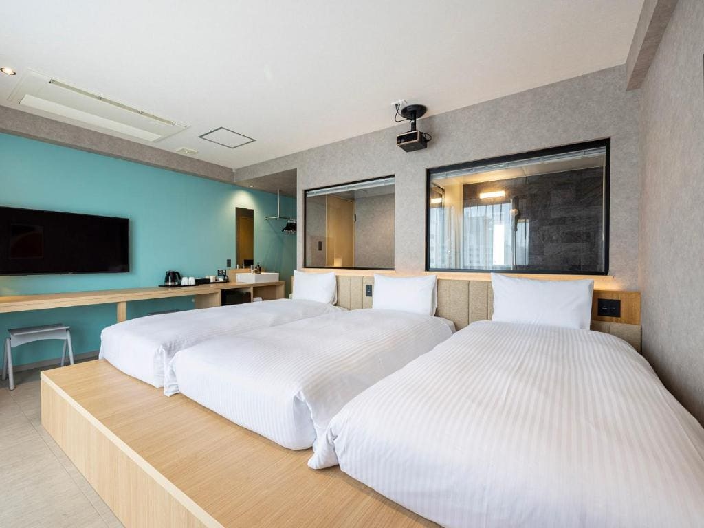 LACER OKINAWA NAHA Tomariport - View 7