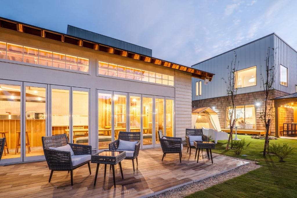 NAGAHAMA lifestyle glamping hotel - View 4