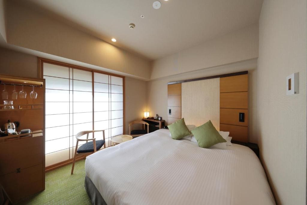 Hotel Niwa Tokyo - View 2