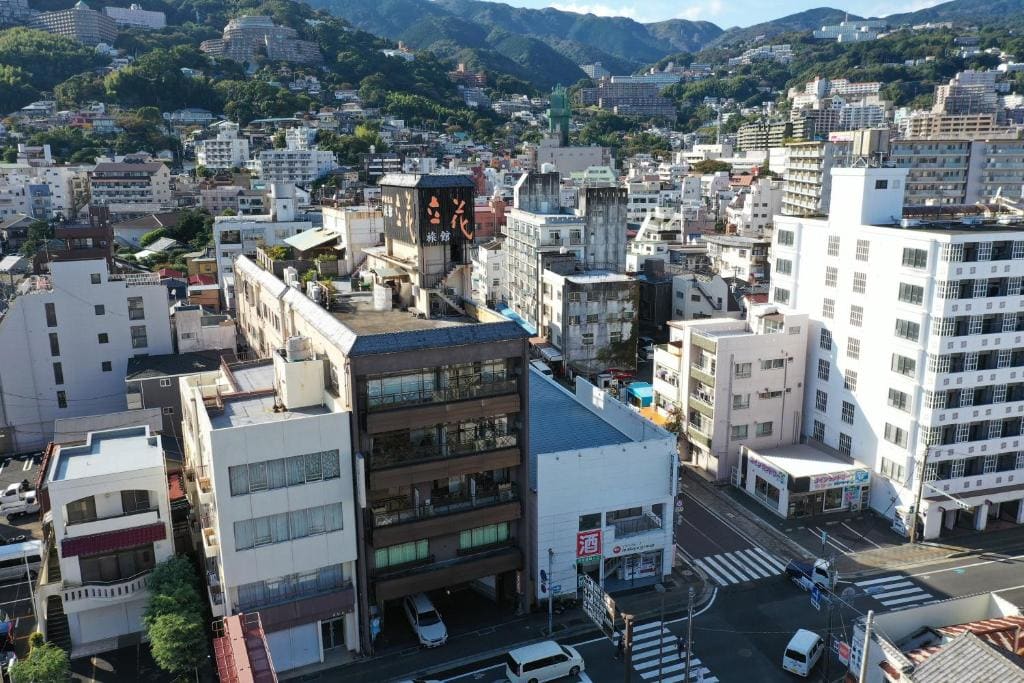 熱海温泉旅館立花 — Vue 6