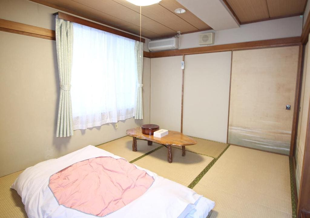 Royal Inn Shinyamaguchi Ekimae - Main view