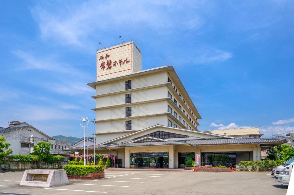 Isawa Tokiwa Hotel - Main view