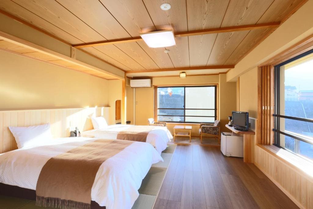Shibu Hotel - View 2
