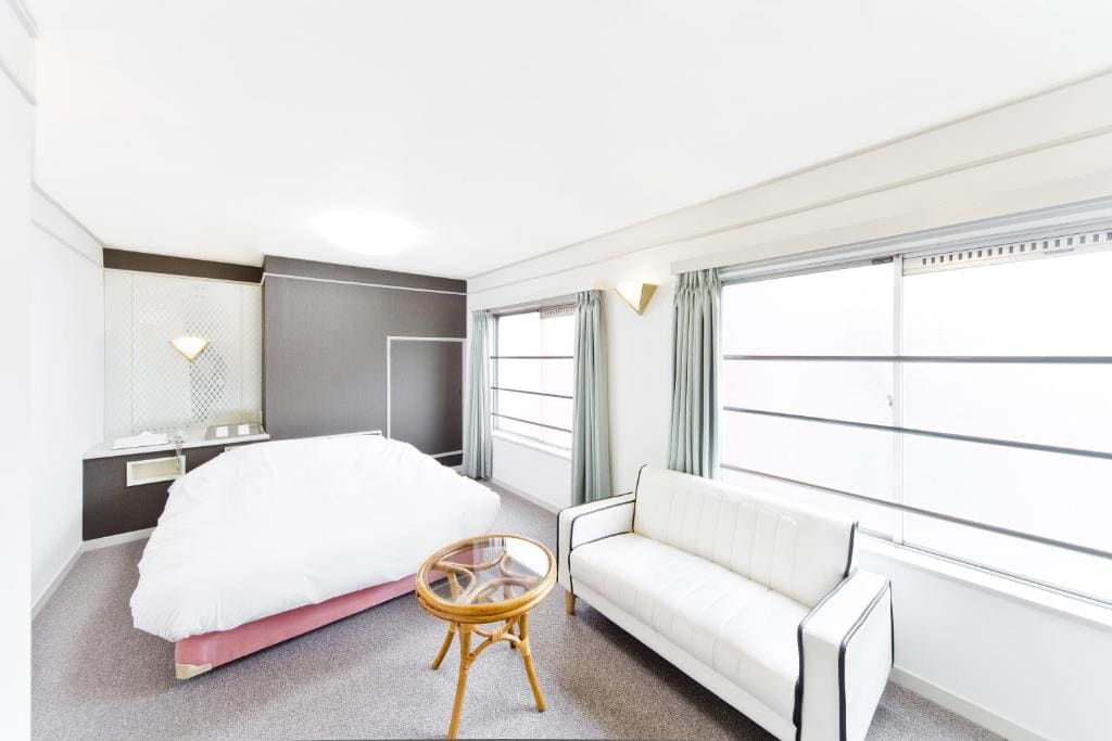 Shinjuku East Hotel - View 4