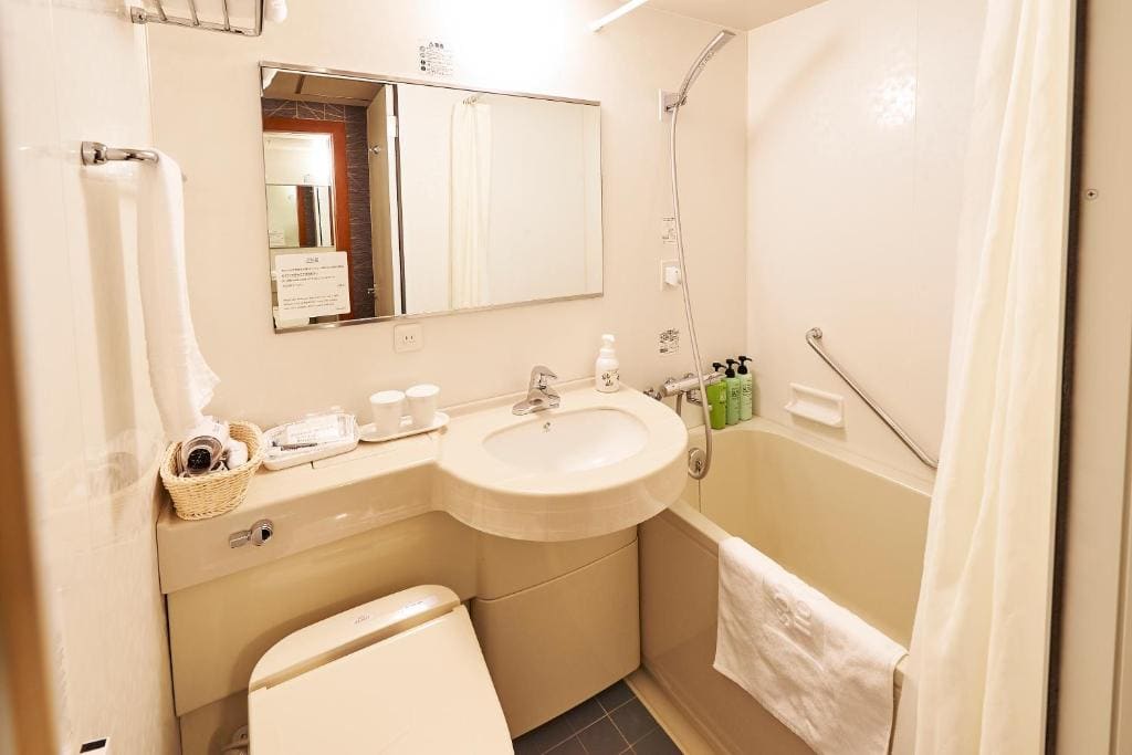 Sotetsu Fresa Inn Higashi Shinjuku - View 3