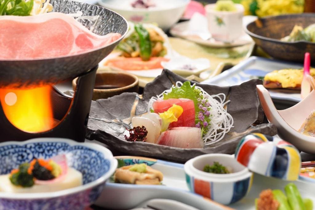 Suzukiya Ryokan - मुख्य व्यू