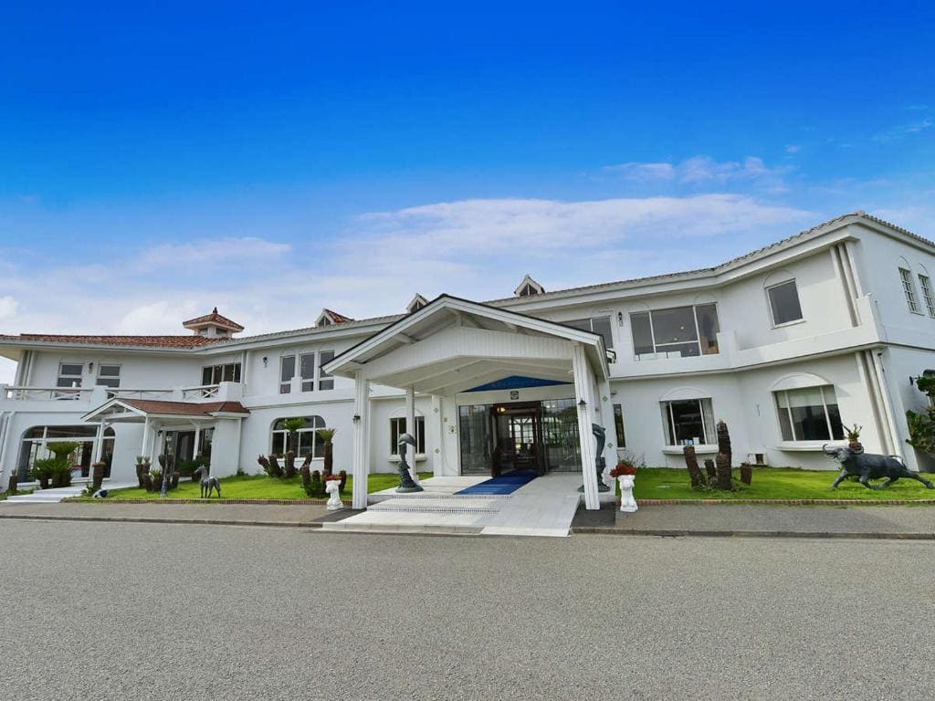 Tateyama Resort Hotel - Main view
