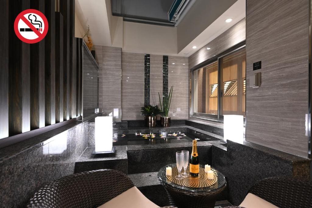 HOTEL VARKIN ANNEX - View 5