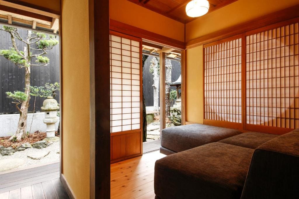 Yamasaki Ryokan Q Nakamonzenya - View 7