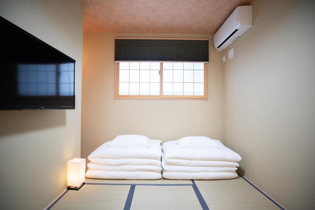 Onya Kaede - View 2