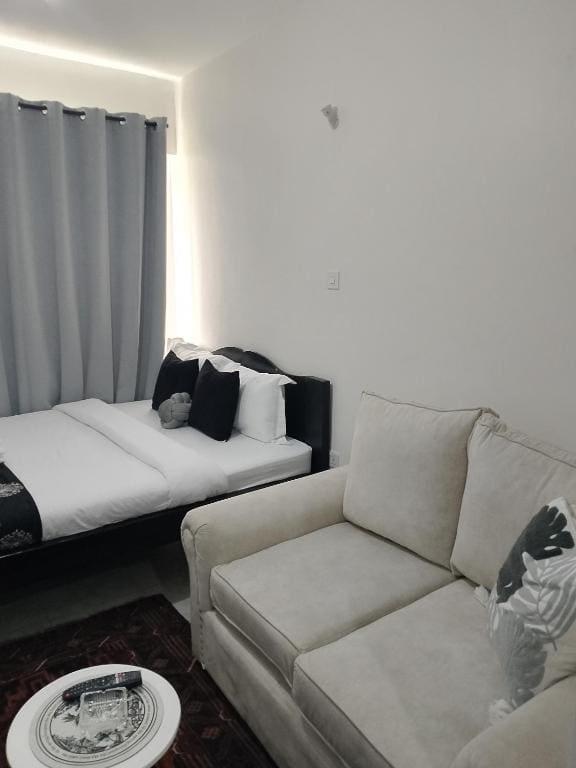 Home Away - Main view