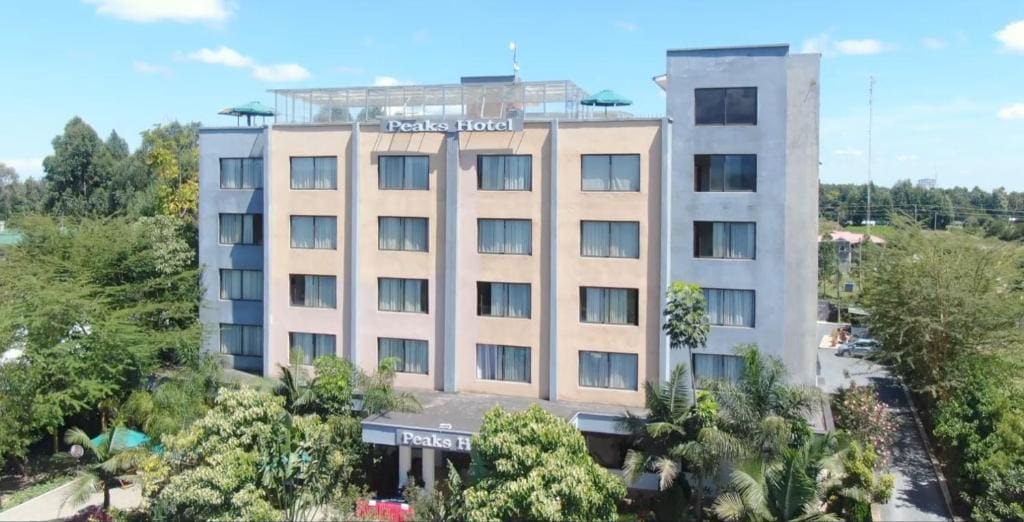Peaks Hotel Nanyuki - View 2