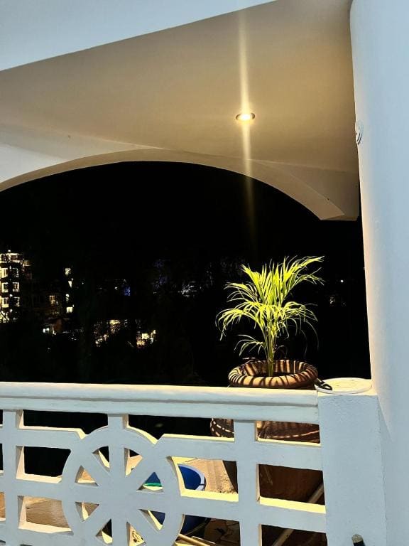 Luxurious 2-Bedroom Apartment Nyali, Mombasa - Main view