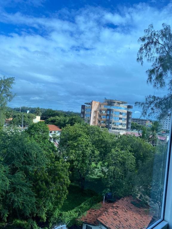 Luxurious 2-Bedroom Apartment Nyali, Mombasa - View 4