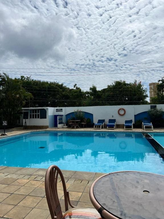 Luxurious 2-Bedroom Apartment Nyali, Mombasa - View 2